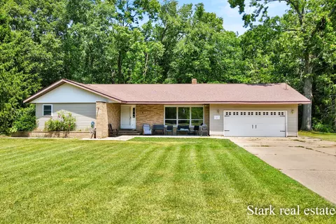 758 N Mill Iron Rd, Muskegon, MI 49442