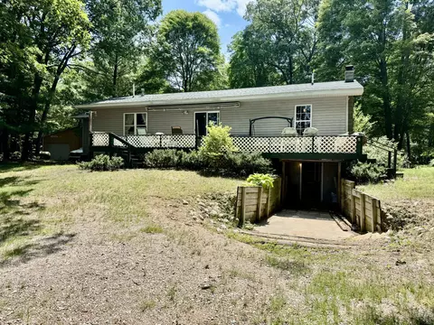 17924 Round Lake Rd, Wellston, MI 49689