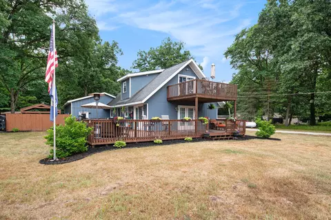 2430 140th Ave, Dorr, MI 49323