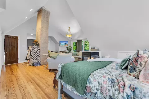 Bedroom - 4500 S Jackson Rd, Jackson, MI 49201 photo 5 of 5