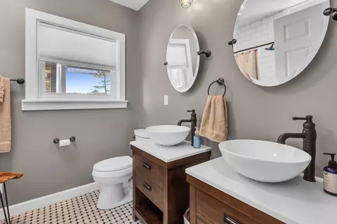 Bath - 4500 S Jackson Rd, Jackson, MI 49201 photo 1 of 7