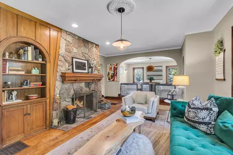 Living - 4500 S Jackson Rd, Jackson, MI 49201 photo 6 of 13