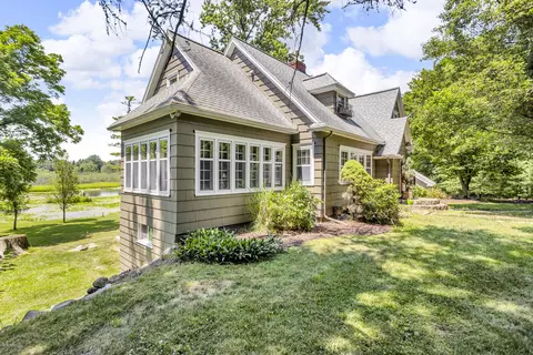 Exterior - 4500 S Jackson Rd, Jackson, MI 49201 photo 20 of 28