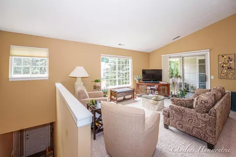 205 Hunters Ln NE, Rockford, MI 49341