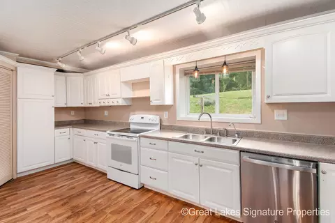 6047 Belding Rd, Belding, MI 48809 photo 9
