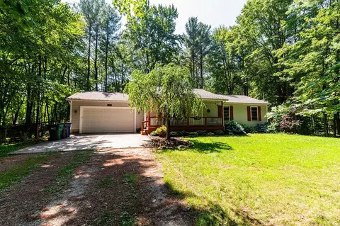5447 Dalson Rd, Twin Lake, MI 49457