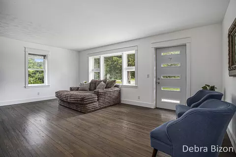Living - 17929 S River Rd, Three Rivers, MI 49093 photo 1 of 2