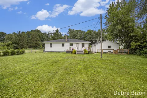 Exterior - 17929 S River Rd, Three Rivers, MI 49093 photo 2 of 2