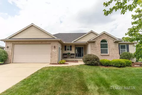 3019 Lady Slipper Dr, Wyoming, MI 49418