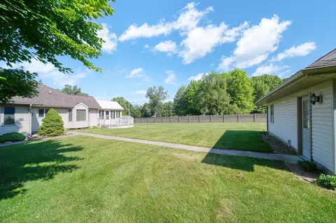 Exterior - 1771 N Sutton Rd, Jackson, MI 49202 photo 6 of 8