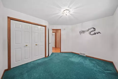 Bedroom - 1771 N Sutton Rd, Jackson, MI 49202 photo 2 of 3