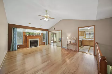 Living - 1771 N Sutton Rd, Jackson, MI 49202 photo 1 of 3
