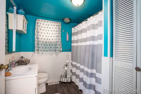 Bath - 2230 Belding Ave, Fenwick, MI 48834 photo 1 of 1