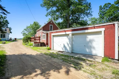 Exterior - 2230 Belding Ave, Fenwick, MI 48834 photo 8 of 12