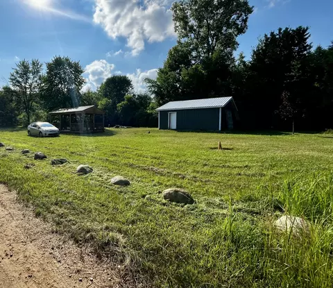 448 Ruby Rd, Sheridan, MI 48884 photo 3