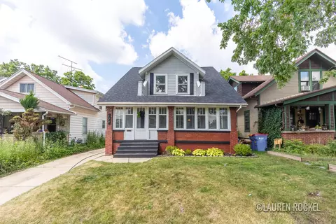 129 Dean St NE, Grand Rapids, MI 49505