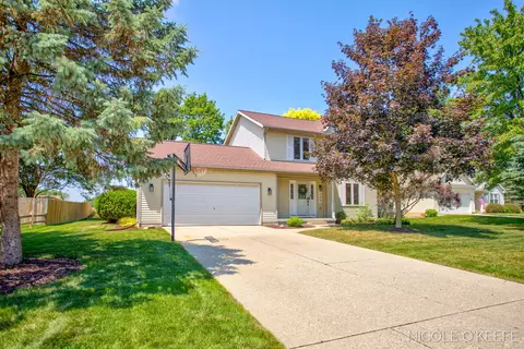 7745 Worthing Ct SW, Byron Center, MI 49315