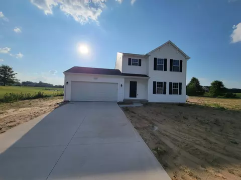 6179 Greenbriar Dr, Lowell, MI 49331