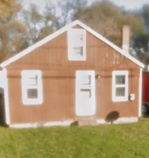 415 River Rd, Plainwell, MI 49080