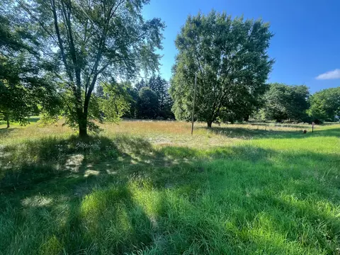 Vl M-51 Highway, Decatur, MI 49045