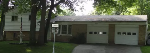 4808 Bowdoin Pines Dr NW, Comstock Park, MI 49321