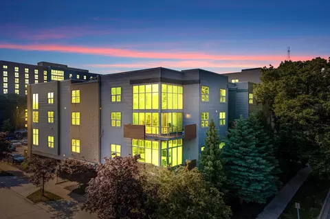 614 S Troy St #109, Royal Oak, MI 48067