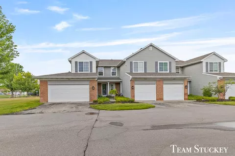5457 Rivertown Cir SW, Wyoming, MI 49418