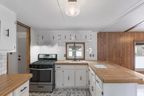 8760 W East Rd, Three Oaks, MI 49128 photo 18