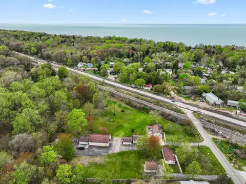8760 W East Rd, Three Oaks, MI 49128 photo 6
