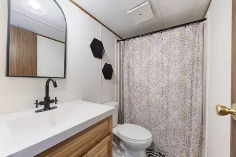 8760 W East Rd, Three Oaks, MI 49128 photo 17