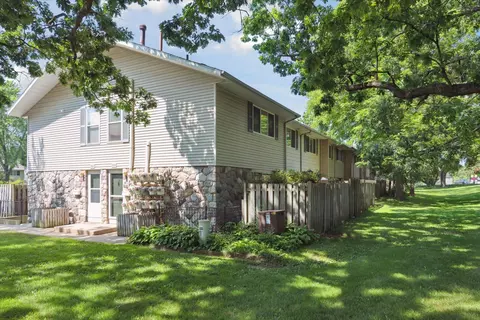 3663 Kenbrooke Ct, Kalamazoo, MI 49006