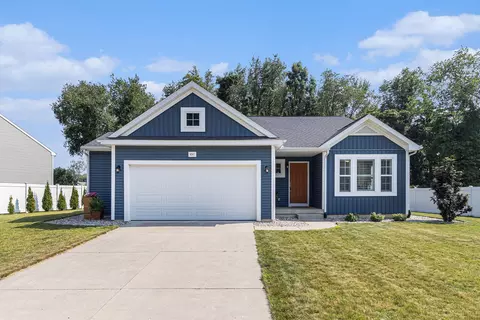 6347 Wood Hollow Ave, Kalamazoo, MI 49009