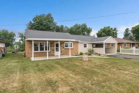218 S Matteson Lake Rd, Bronson, MI 49028