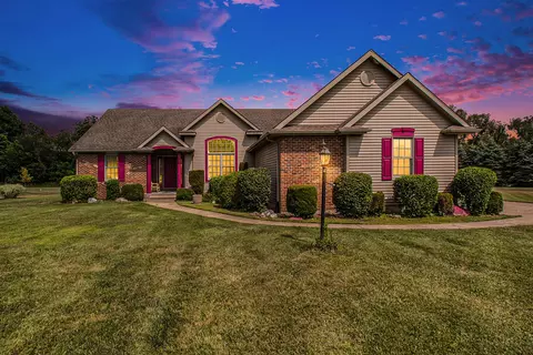 3045 Portage Prairie Trl, Niles, MI 49120