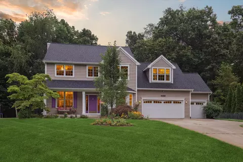 3321 Wickshire Ln, Kalamazoo, MI 49009