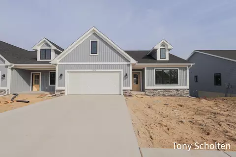 5178 Blendon Meadow Cir #46, Hudsonville, MI 49426