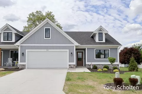 6324 Blendon Woods Dr #21, Hudsonville, MI 49426