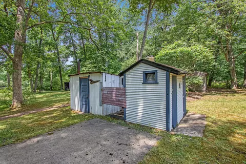 Exterior - 14931 Bachelor Is, Buchanan, MI 49107 photo 9 of 13