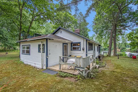 Exterior - 14931 Bachelor Is, Buchanan, MI 49107 photo 4 of 13