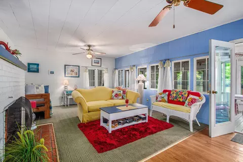 Living - 14931 Bachelor Is, Buchanan, MI 49107 photo 2 of 3