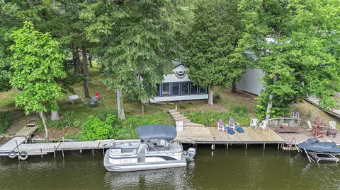 14931 Bachelor Is, Buchanan, MI 49107