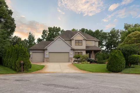 6783 Cathedral Ct SE, Alto, MI 49302
