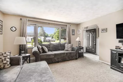414 Fifth Ave, Three Rivers, MI 49093 photo 4