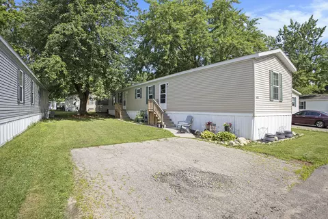 4481 Knollwood Dr, Allendale, MI 49401