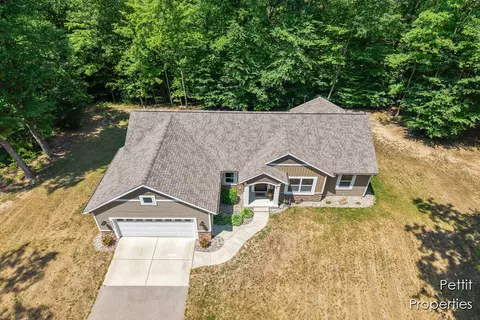 2577 Chapel Ct, Dorr, MI 49323 photo 45