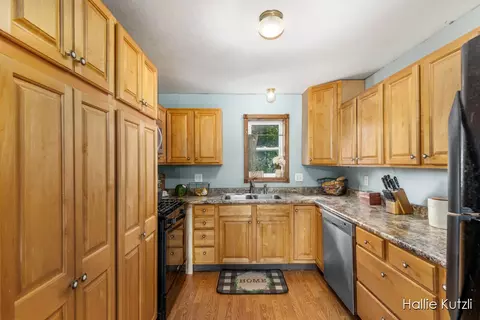 3230 Johnson Ave, Newaygo, MI 49337 photo 8