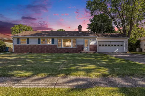 3304 Cranbrook Ave, Kalamazoo, MI 49006