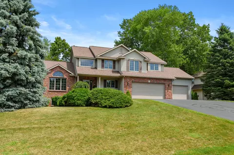105 Abbington Cir, Battle Creek, MI 49015