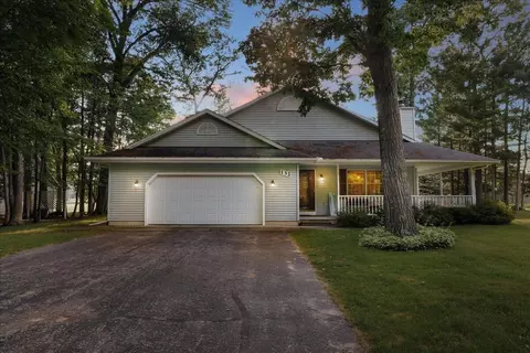 132 White Deer Trl, Prudenville, MI 48651