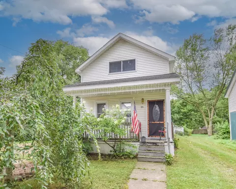 90 Jackson St, Coldwater, MI 49036